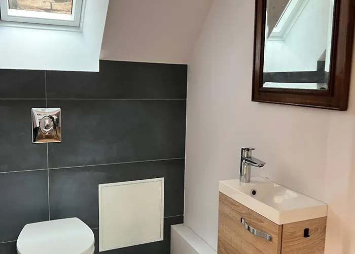 Hébergement de vacances Maison Village, Proche Zone D'activités, Idéale Déplacement Professionnel